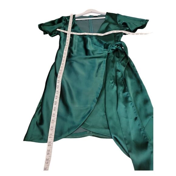 Selfie Leslie IRELAND SILKY ANGEL SLEEVE FAUX WRAP DRESS JADE M - Picture 7 of 13